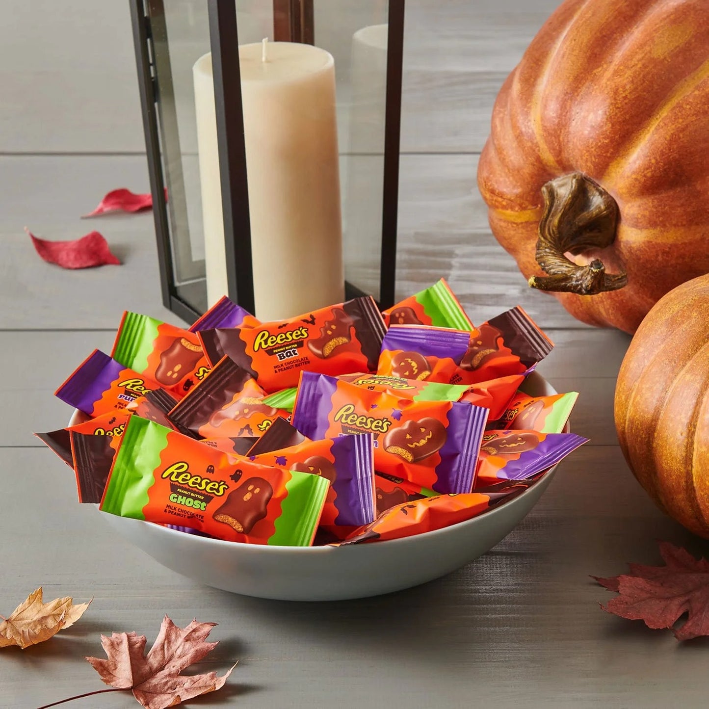 REESE'S Halloween Milk Chocolate Peanut Butter Shapes Candy, Snack Size, 100 pcs